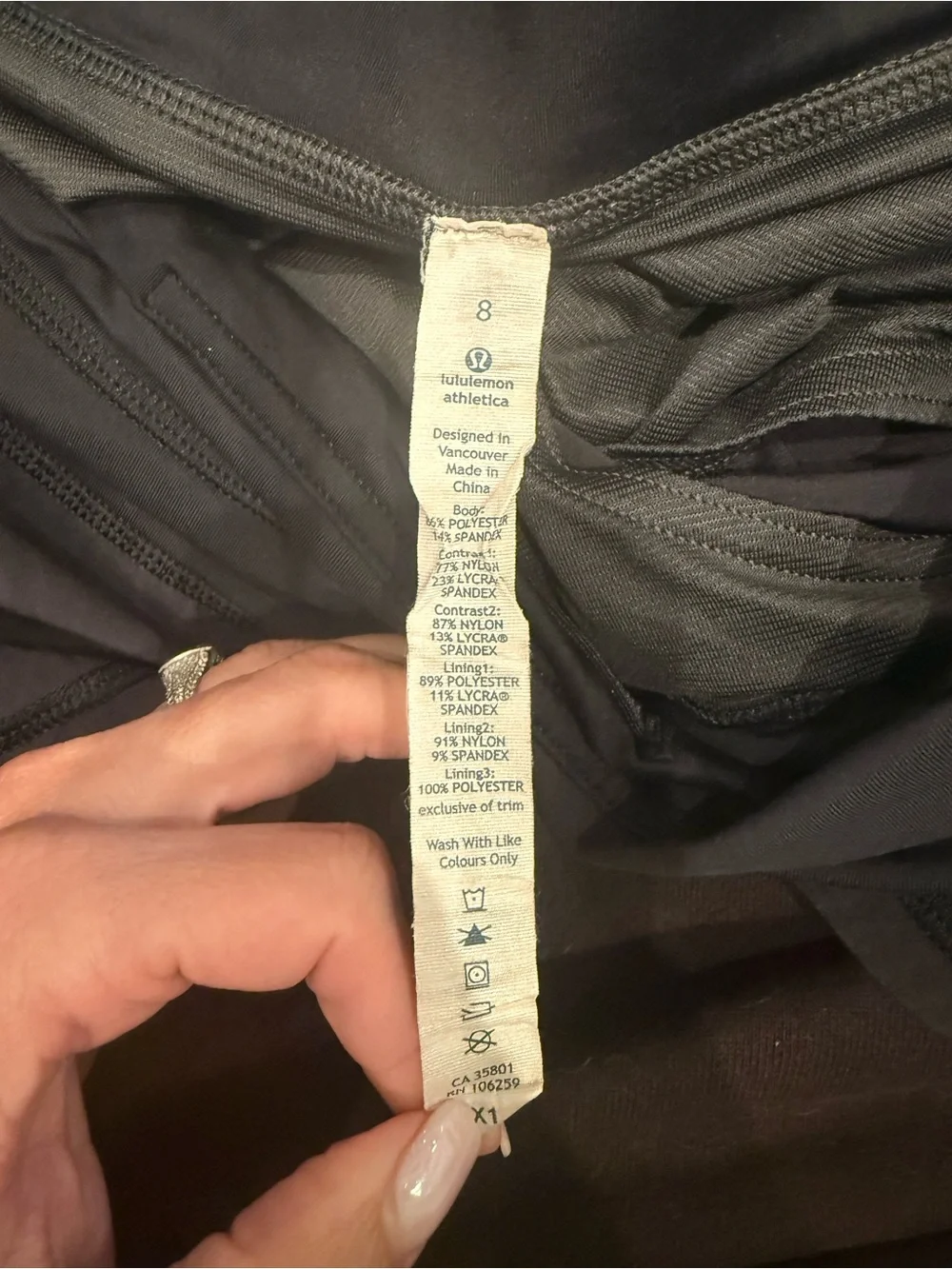 LULULEMON Speed up short-Black-Size 8